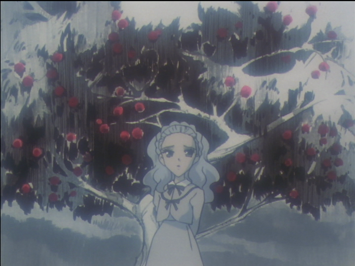 Little Nanami with the apple tree.